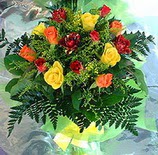 13 adet karisik gül buketi demeti   İstanbul Çiçek Satışı uluslararası çiçek gönderme 