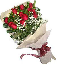 11 adet kirmizi güllerden özel buket  İstanbul Çiçek Satışı internetten çiçek siparişi 