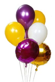 13 adet farkli renklerde uçan balon