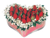  İstanbul Çiçek Satışı çiçekçi telefonları  mika kalpte kirmizi güller 9 