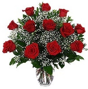  İstanbul Çiçek Satışı çiçekçi mağazası  12 adet kırmızı gülden vazo tanzimi