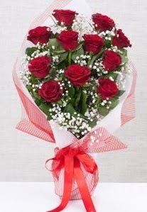 11 kırmızı gülden buket çiçeği  İstanbul Çiçek Satışı 14 şubat sevgililer günü çiçek 