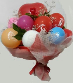 Benimle Evlenirmisin balon buketi  İstanbul Çiçek Satışı uluslararası çiçek gönderme 