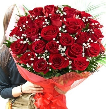 Kız isteme çiçeği buketi 33 adet kırmızı gül  İstanbul Çiçek Satışı çiçek gönderme sitemiz güvenlidir 